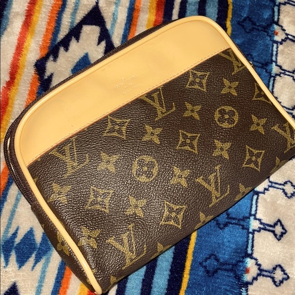 Louis Vuitton clutch